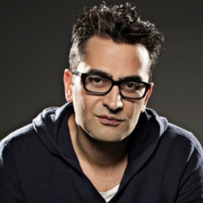 Antonio Esfandiari